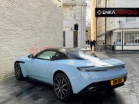 ASTON MARTIN DB11
