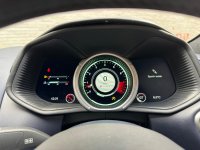 ASTON MARTIN DB11