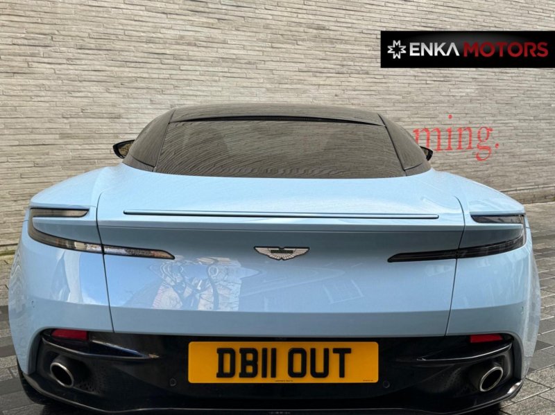 ASTON MARTIN DB11