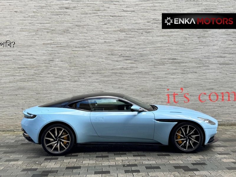ASTON MARTIN DB11