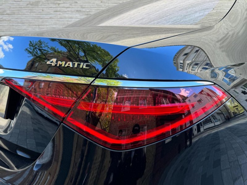 MERCEDES-BENZ S CLASS