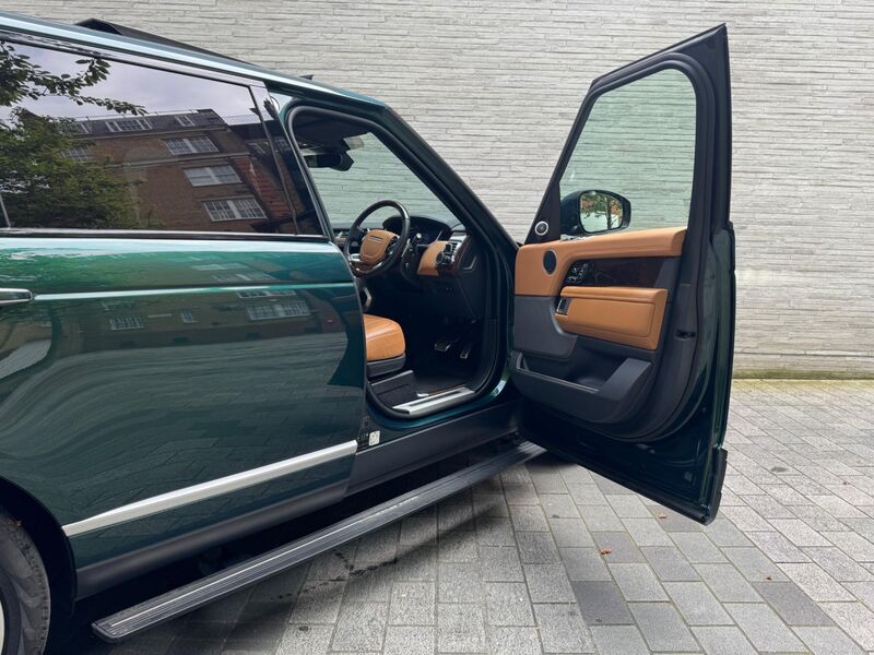LAND ROVER RANGE ROVER
