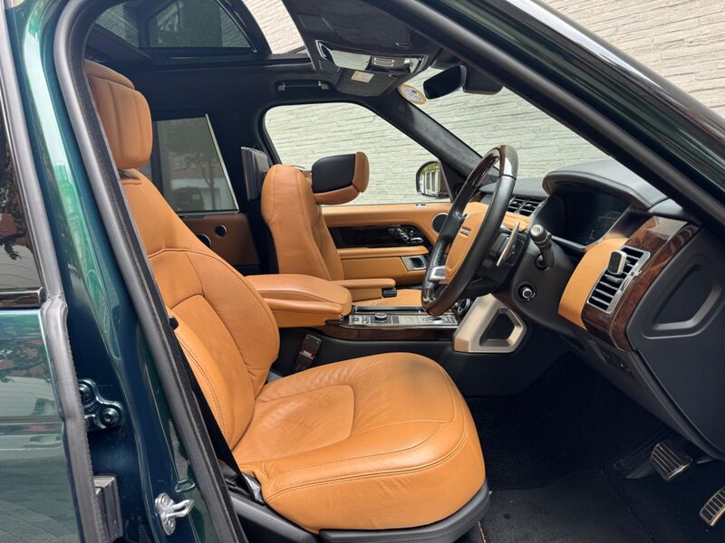 LAND ROVER RANGE ROVER