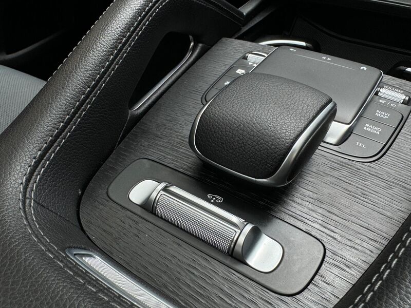 MERCEDES-BENZ GLE CLASS