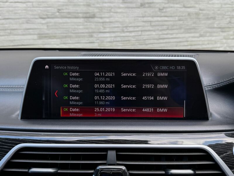 BMW 7 SERIES