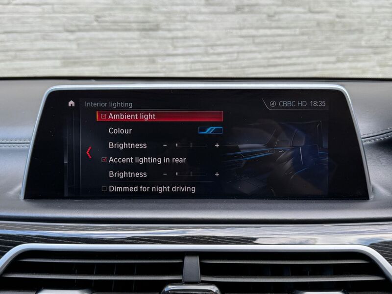 BMW 7 SERIES