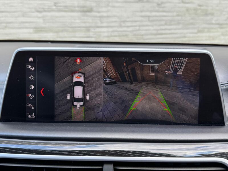 BMW 7 SERIES