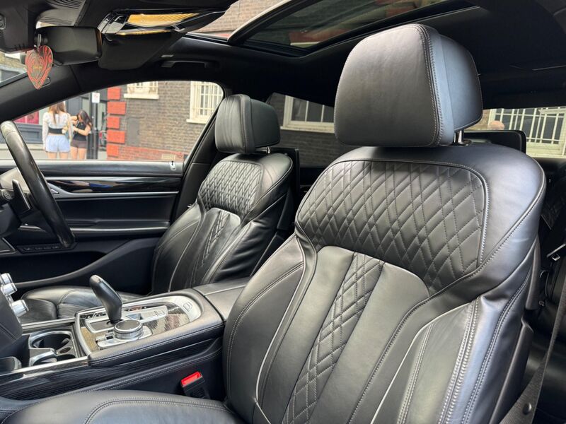 BMW 7 SERIES