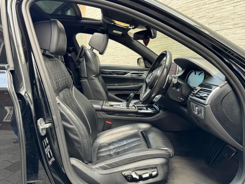 BMW 7 SERIES