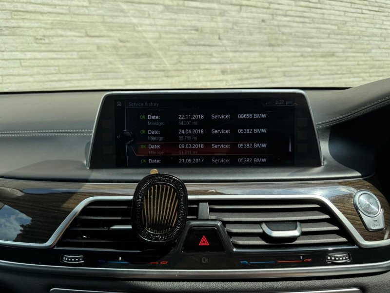 BMW 7 SERIES