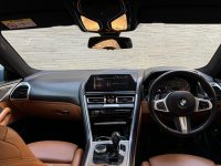 BMW 8 SERIES