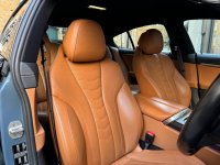 BMW 8 SERIES