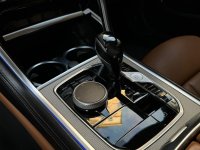 BMW 8 SERIES