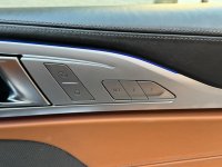 BMW 8 SERIES