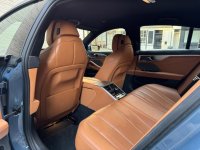 BMW 8 SERIES