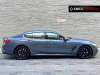 BMW 8 SERIES