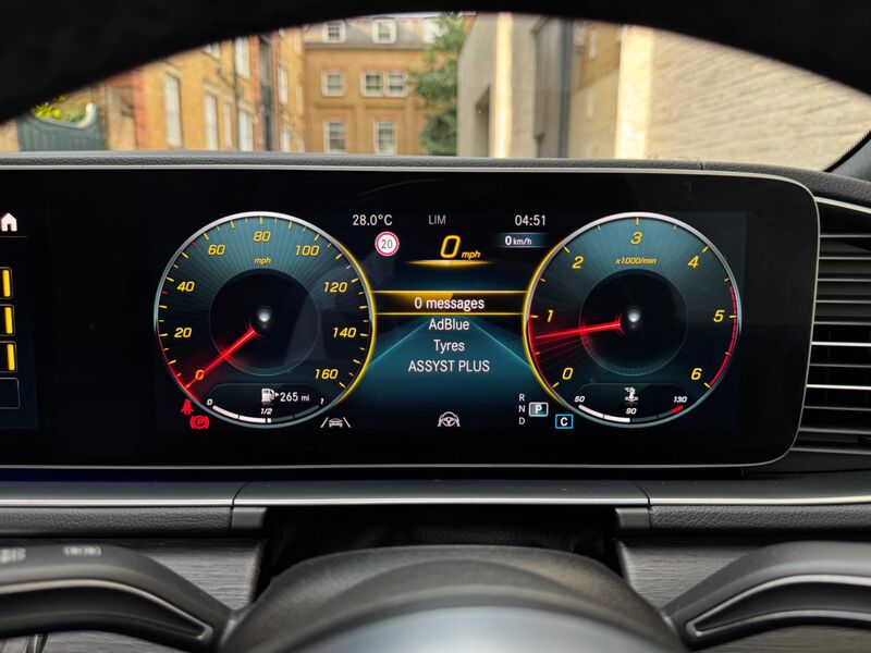 MERCEDES-BENZ GLS