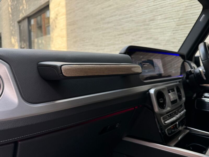 MERCEDES-BENZ G CLASS