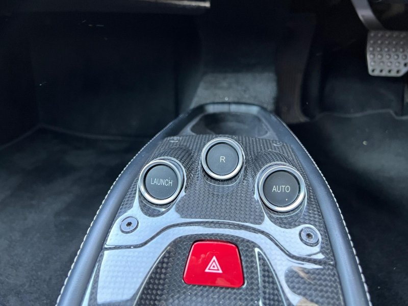 FERRARI 458