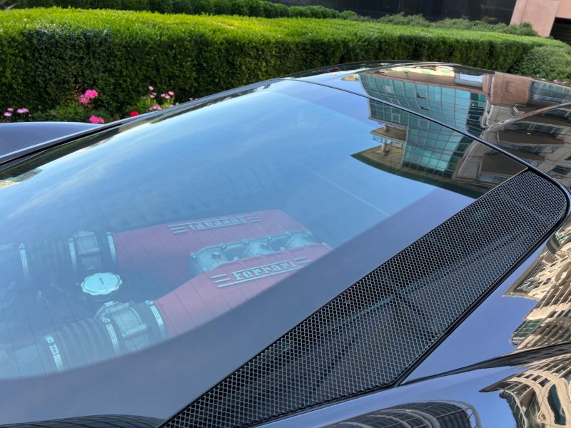 FERRARI 458