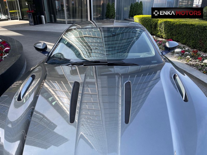 ASTON MARTIN DB11