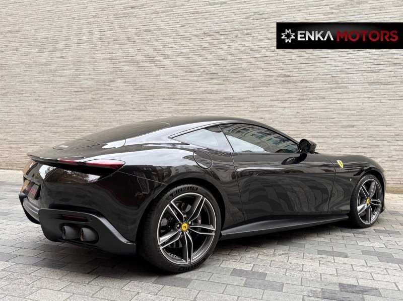 FERRARI ROMA