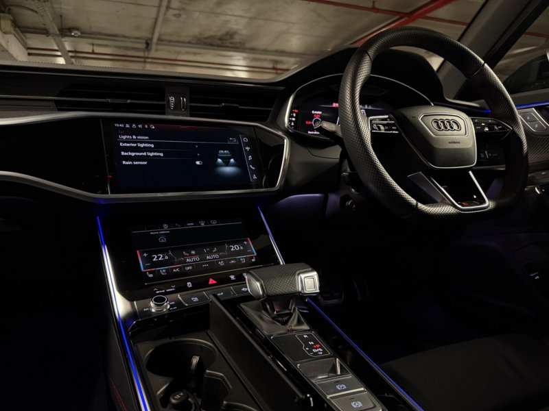 AUDI RS6