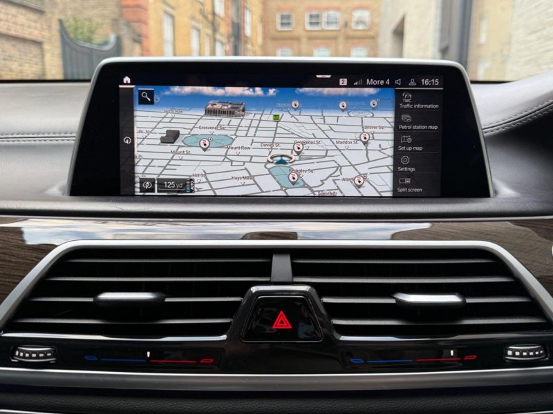 BMW 7 SERIES
