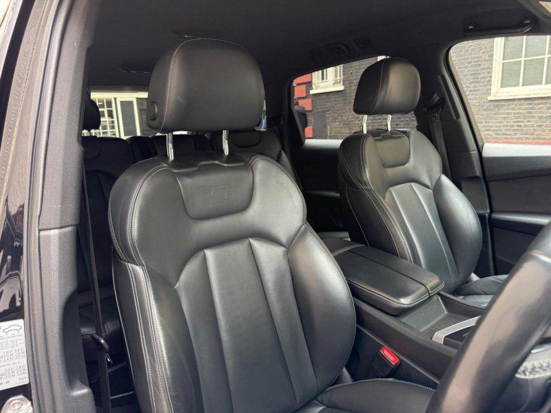 AUDI SQ7