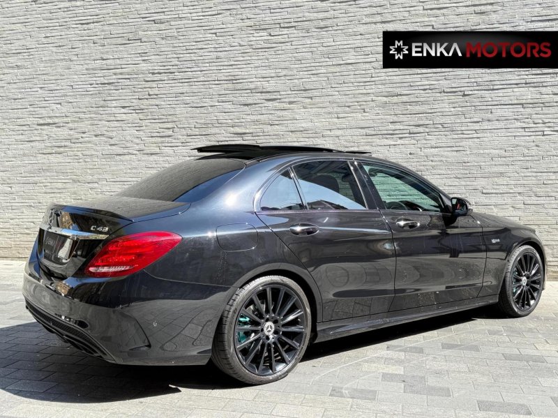 MERCEDES-BENZ C CLASS