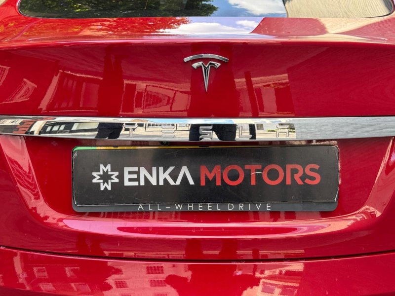TESLA MODEL S